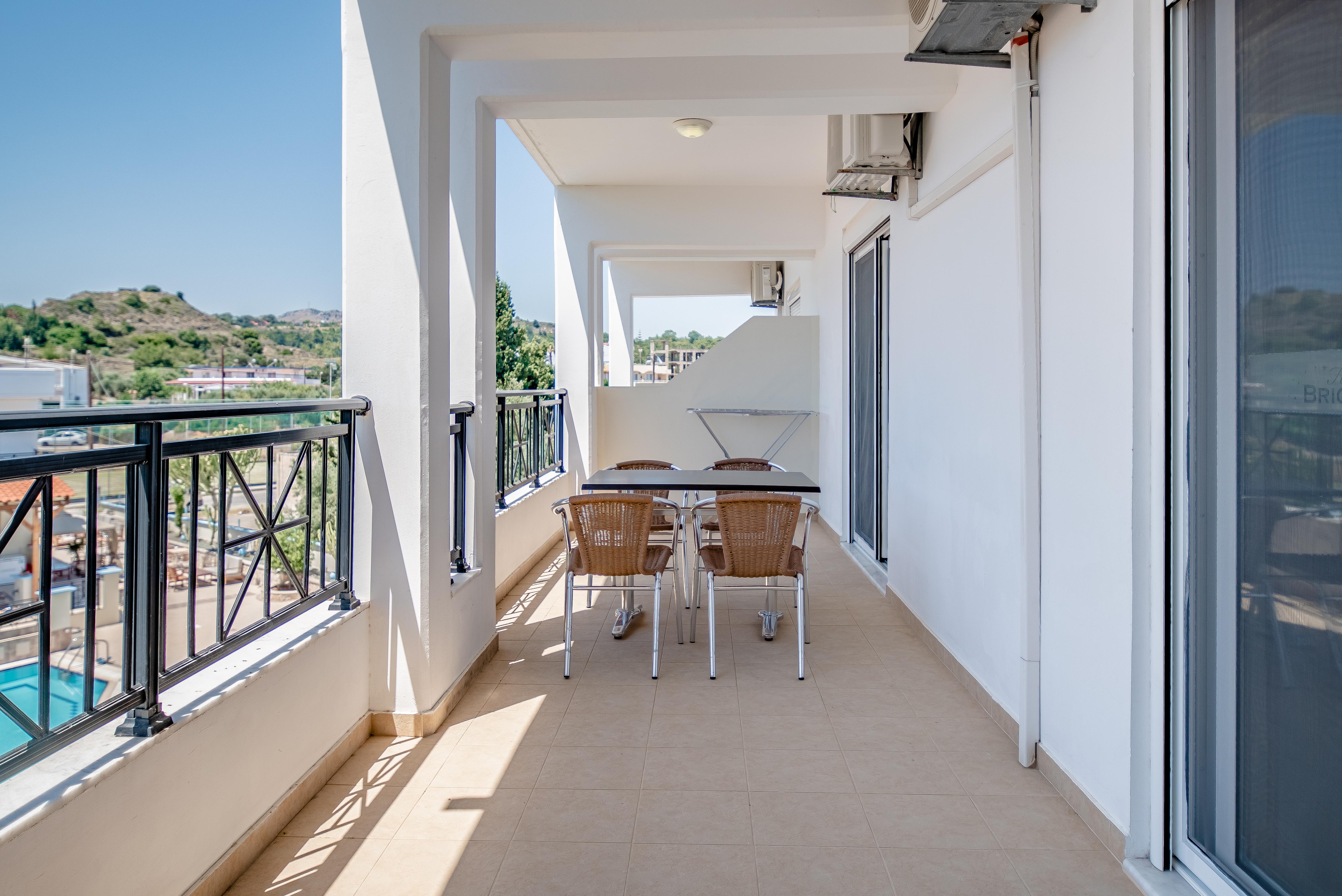 Bright Star Aparthotel Faliraki Ngoại thất bức ảnh