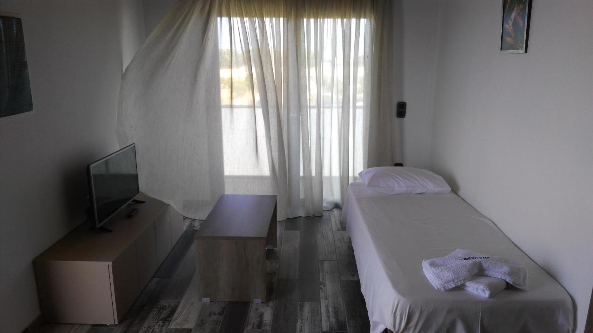 Bright Star Aparthotel Faliraki Ngoại thất bức ảnh