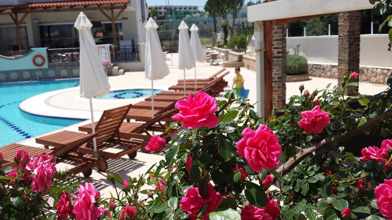 Bright Star Aparthotel Faliraki Ngoại thất bức ảnh